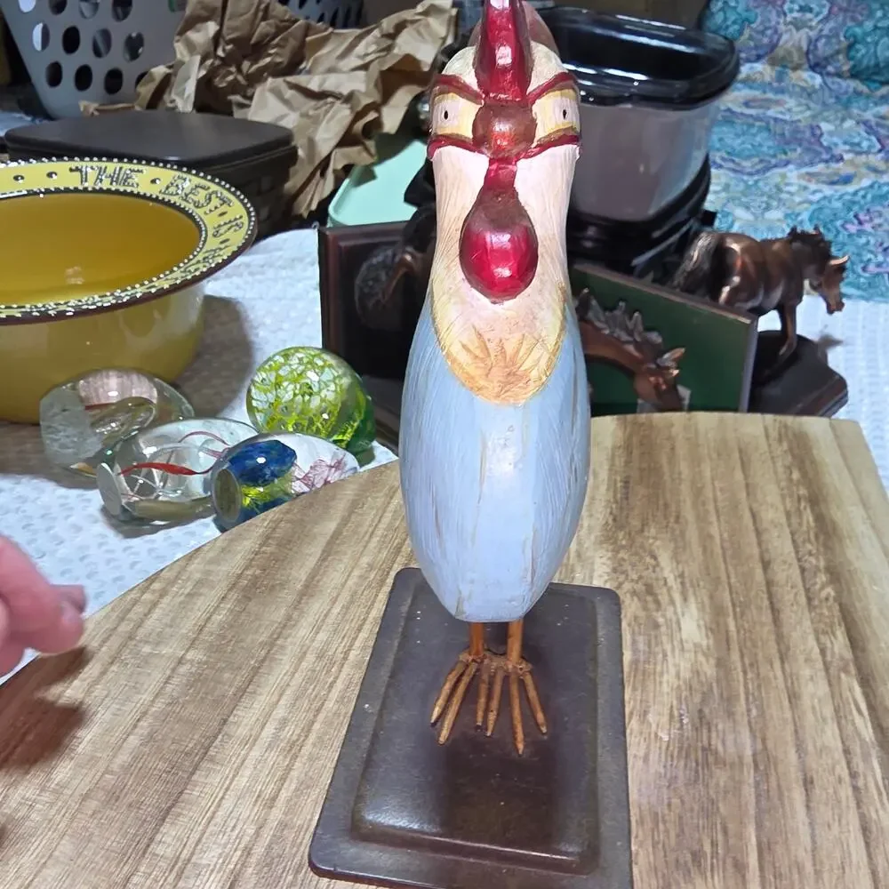 VINTAGE HAND CRAFTED FOLK ART ROOSTER FIGURINE  RUSS & BERRIE